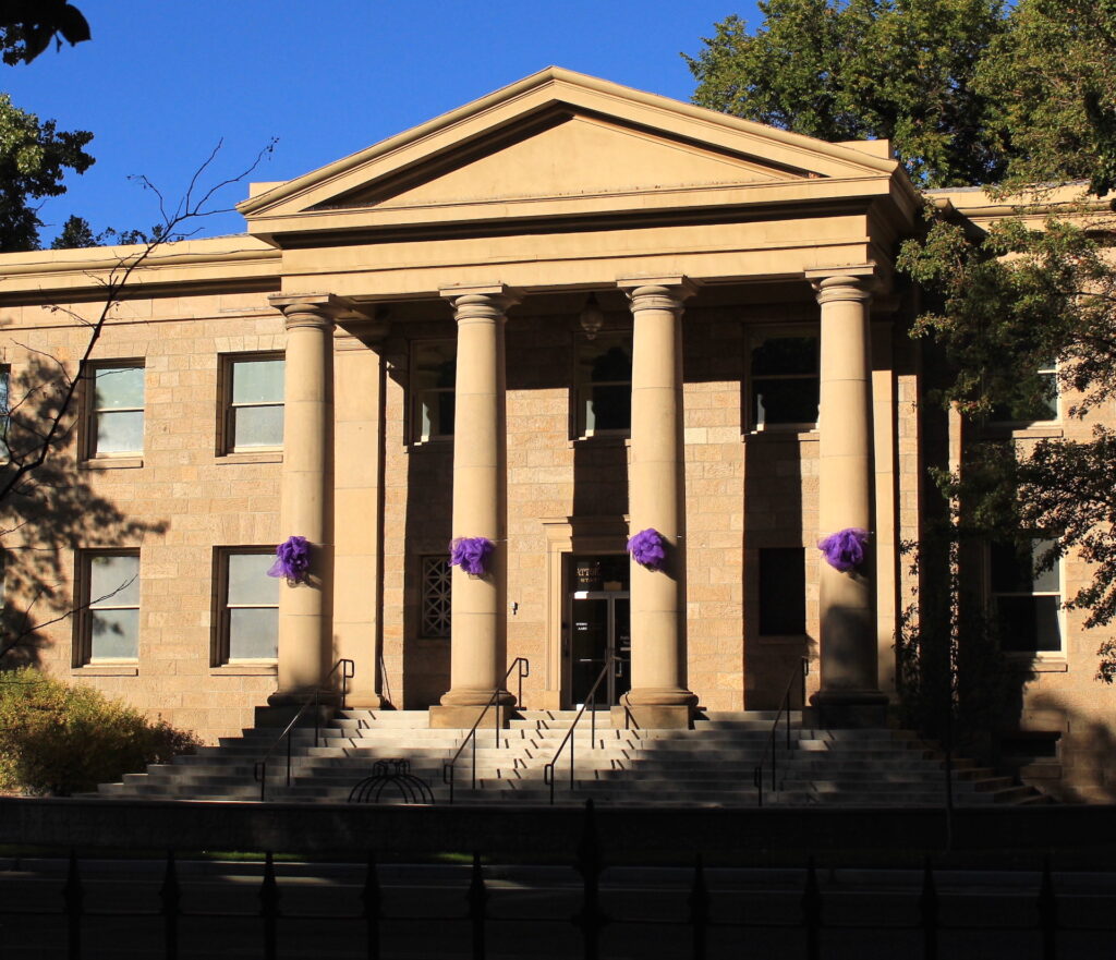 HeroesMemorialBldg,