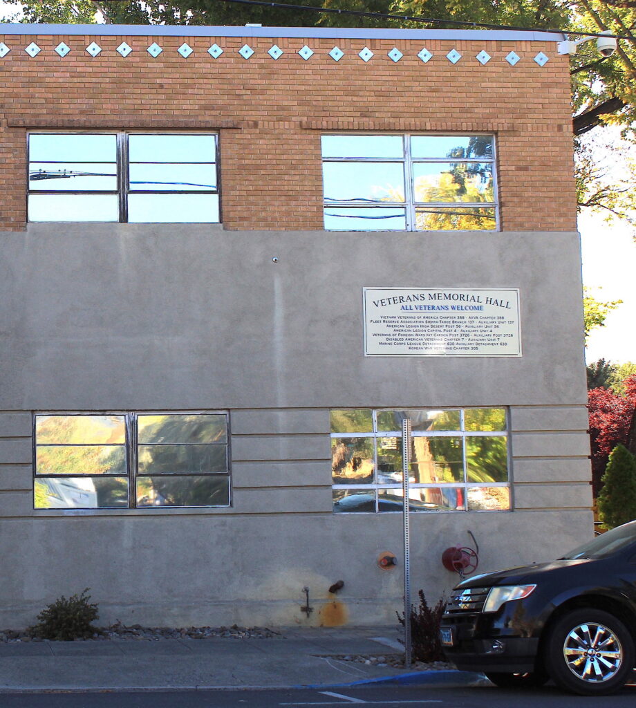 VeteransMemorialHall